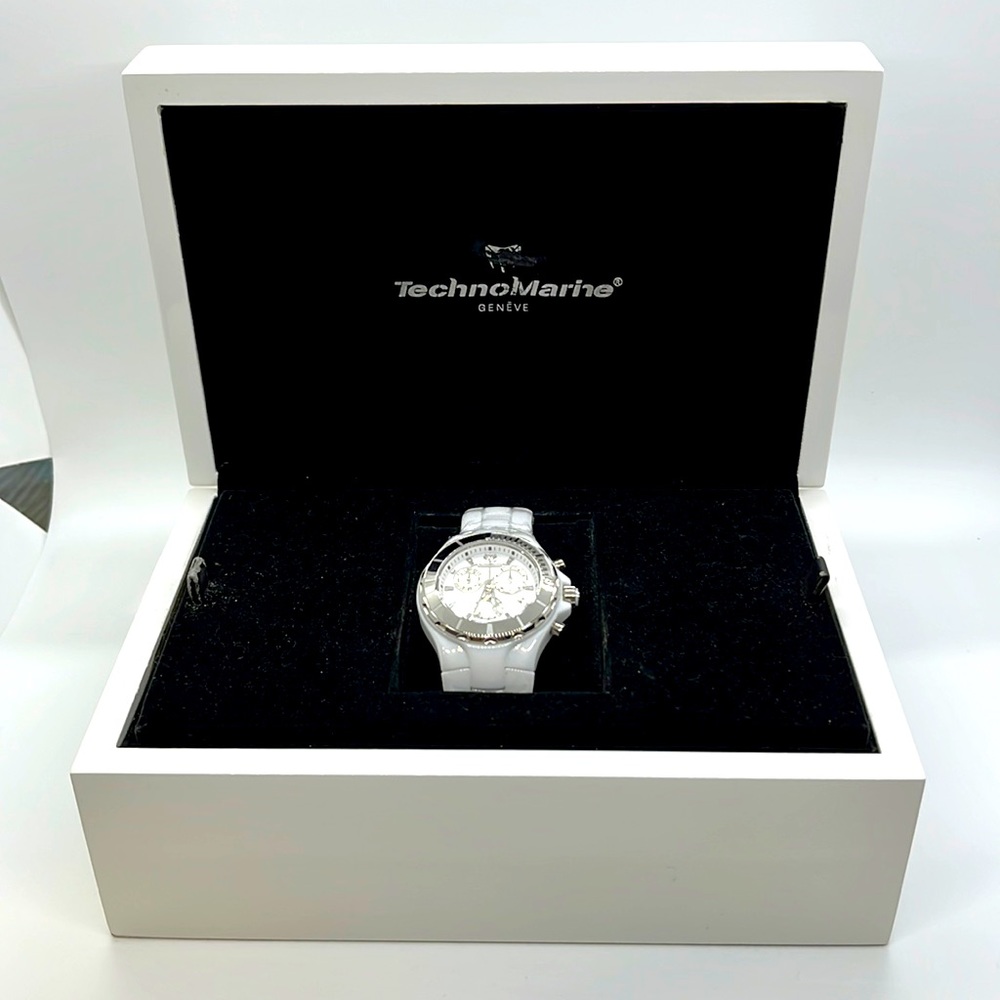 New Technomarine watch ceramic all white